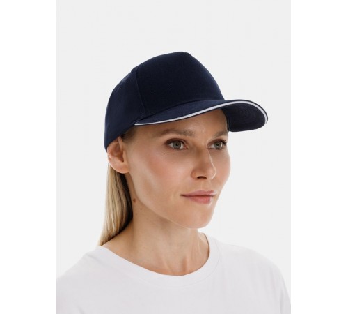 Бейсболка Classic 2.0, темно-синяя с белым кантом