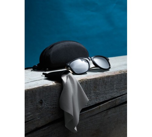 Очищающая салфетка Specta, серая с черным