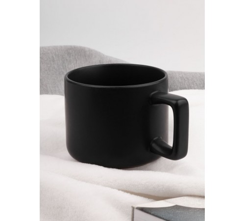 Чашка Jumbo в коробке матовая, черная