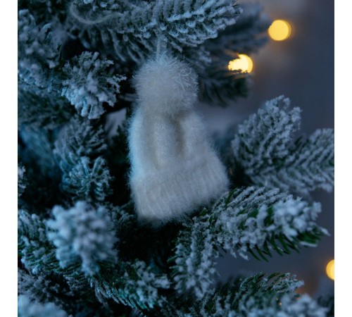 Подвеска на елку «Вьюжка», шапочка, белая