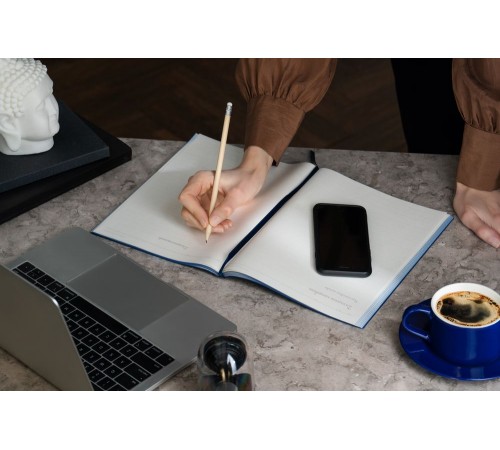 Ежедневник Flat Maxi, недатированный, синий